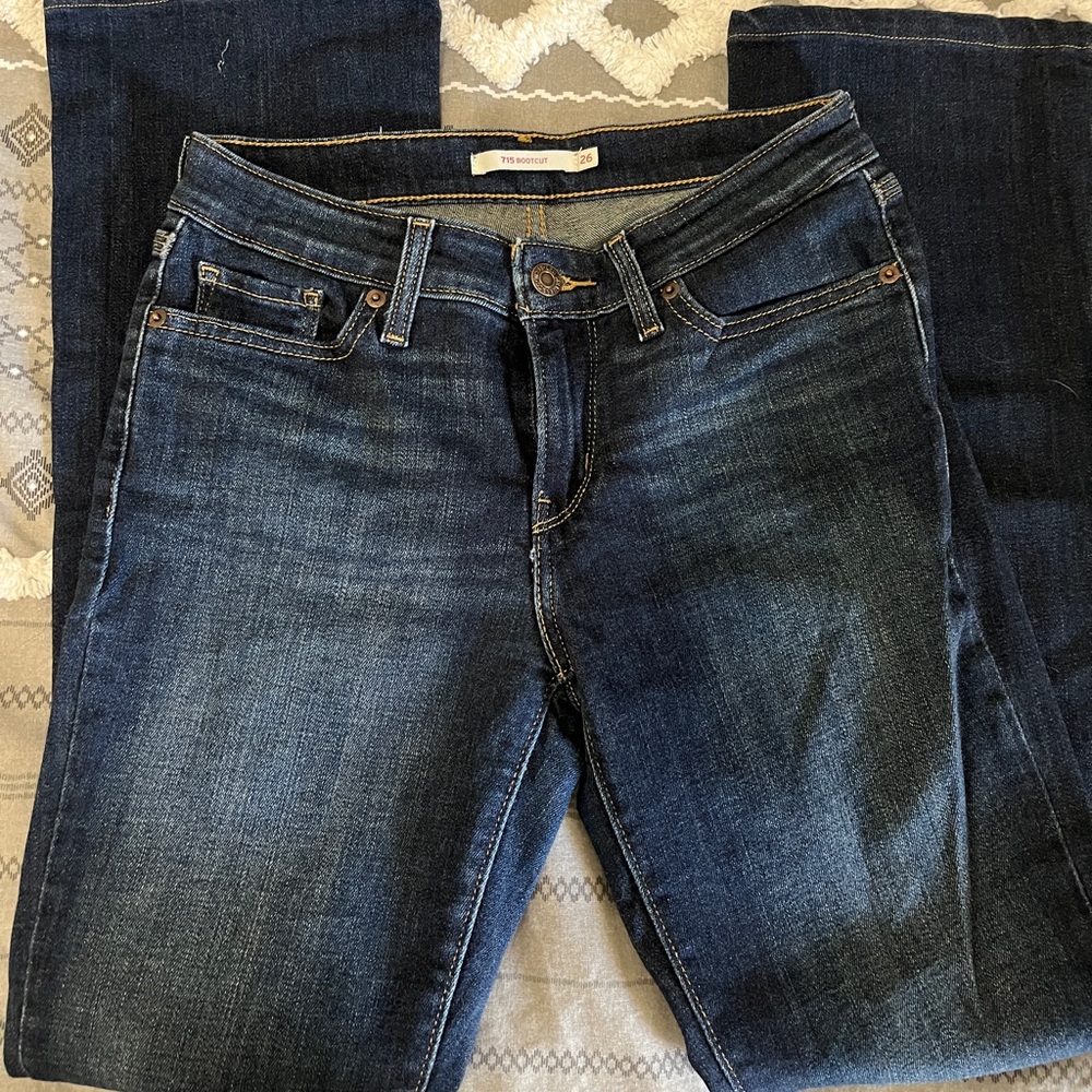 Womens 715 Levi’s size 26